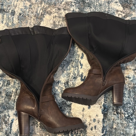 Coffee Brown Boots - Picture 8 of 9